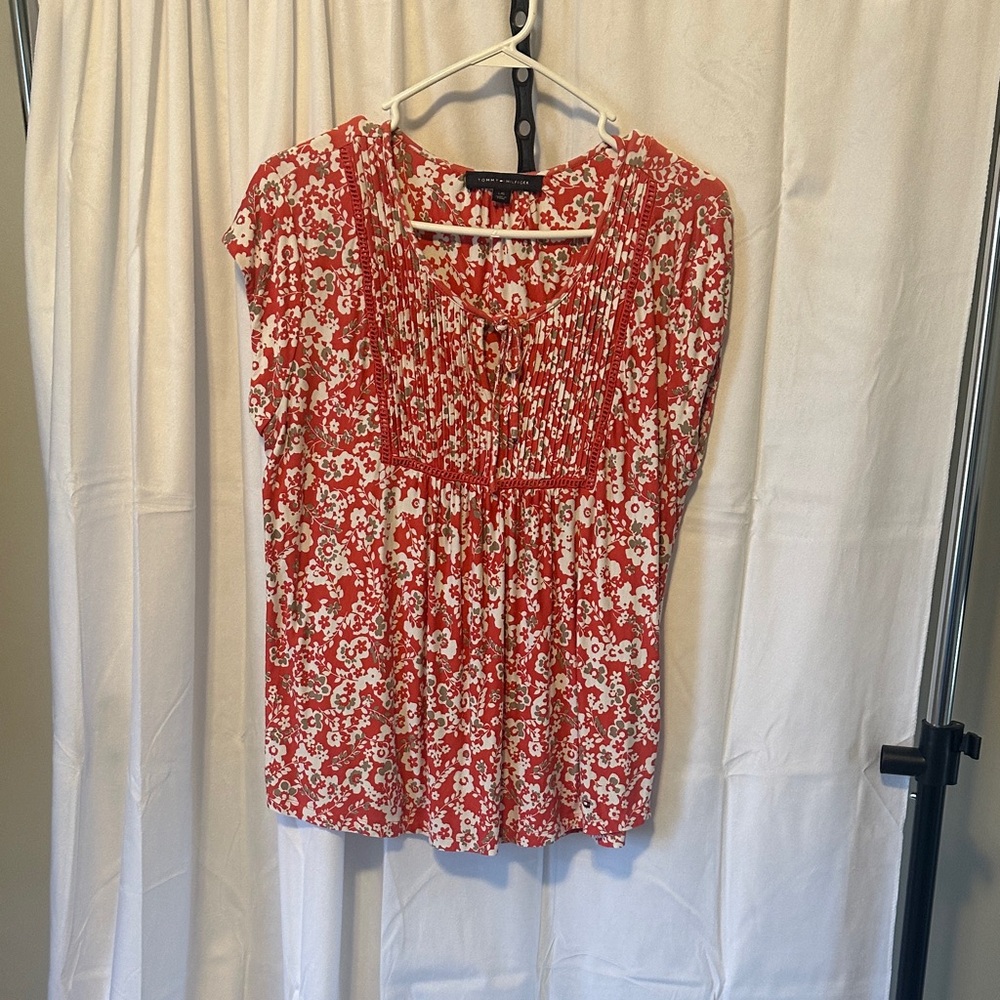 Tommy Hilfiger Red Floral Short Sleeve Blouse